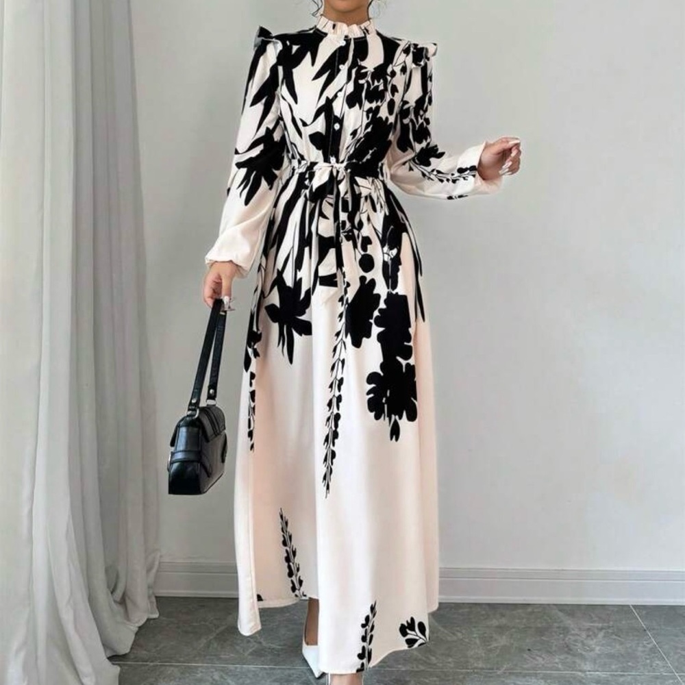 SHEIN Black and Cream Long Sleeve Dress